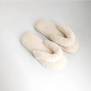 Fur Thong Slippers